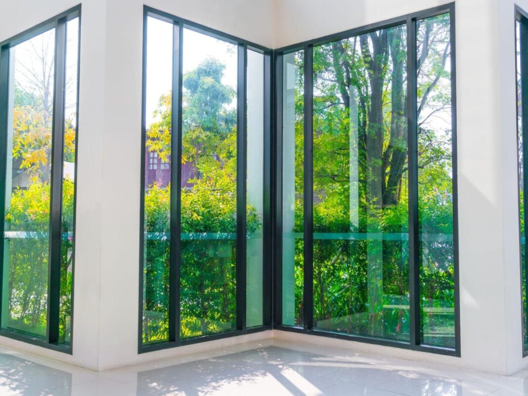 Commercial aluminum window manufacturers